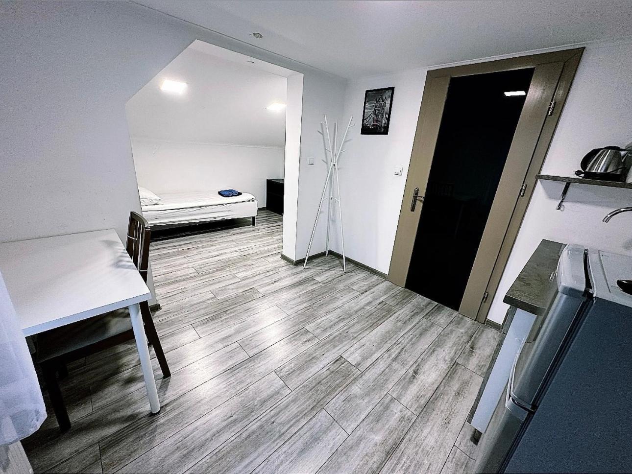 Apartamenty Retro Dąbrowa Górnicza 外观 照片
